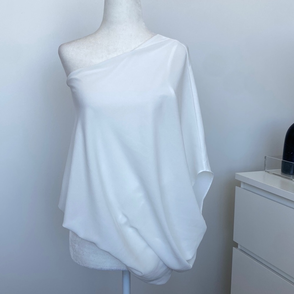 Vici White One Shoulder Short Sleeve Blouse XS